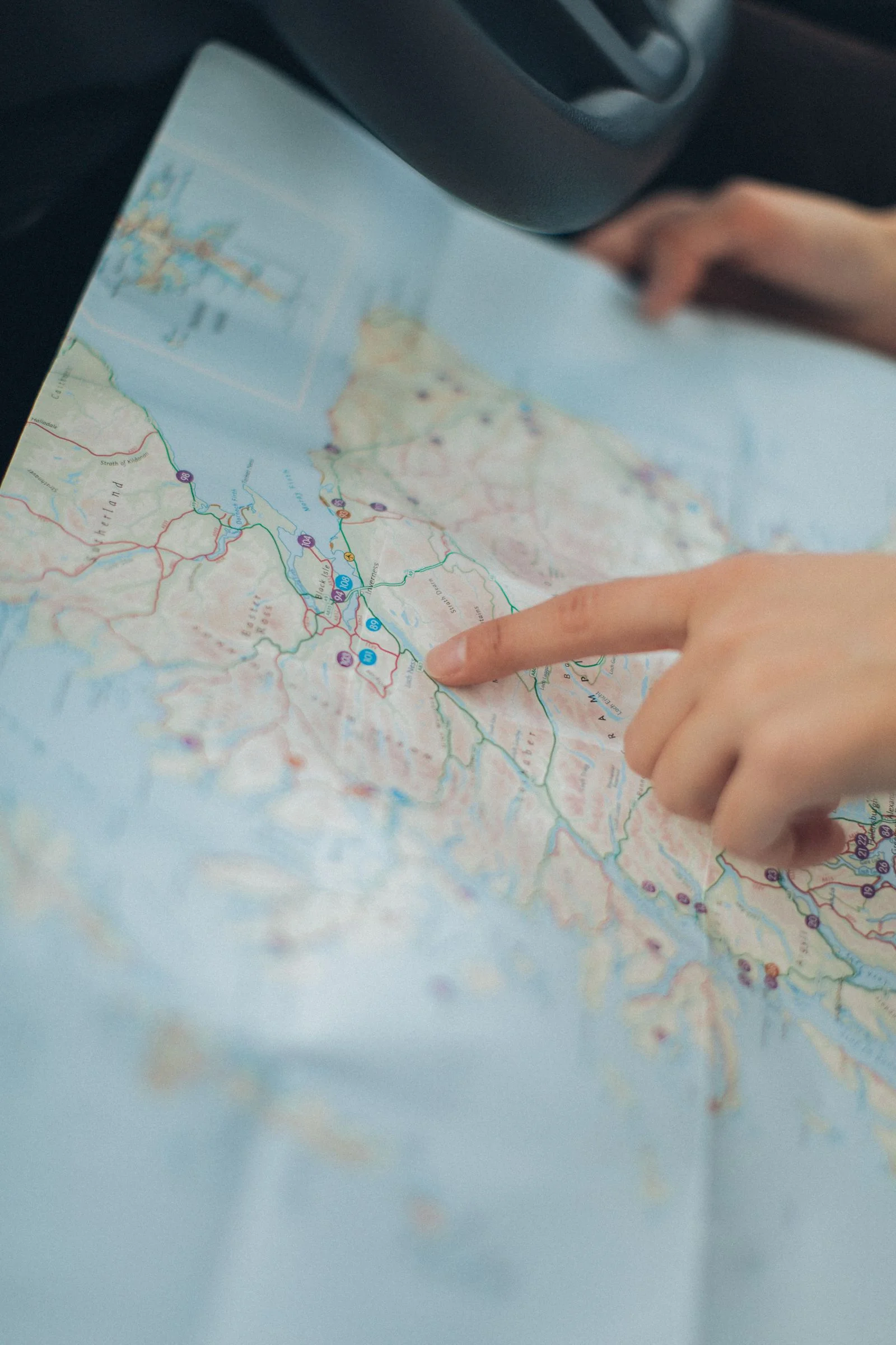 plumbing services cleveland tn location - tracing the route to a job on a road map